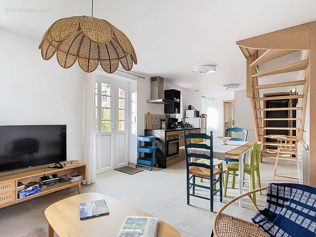 Maison à PICAUVILLE