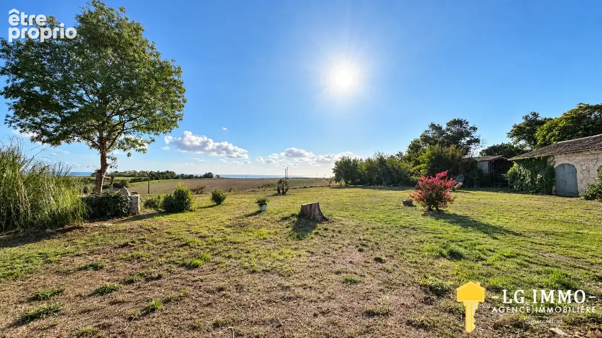 Vue magnifique sur l’estuaire pour cette authentique propriété viticole et ses grandes dépendances en pierres - photo 23