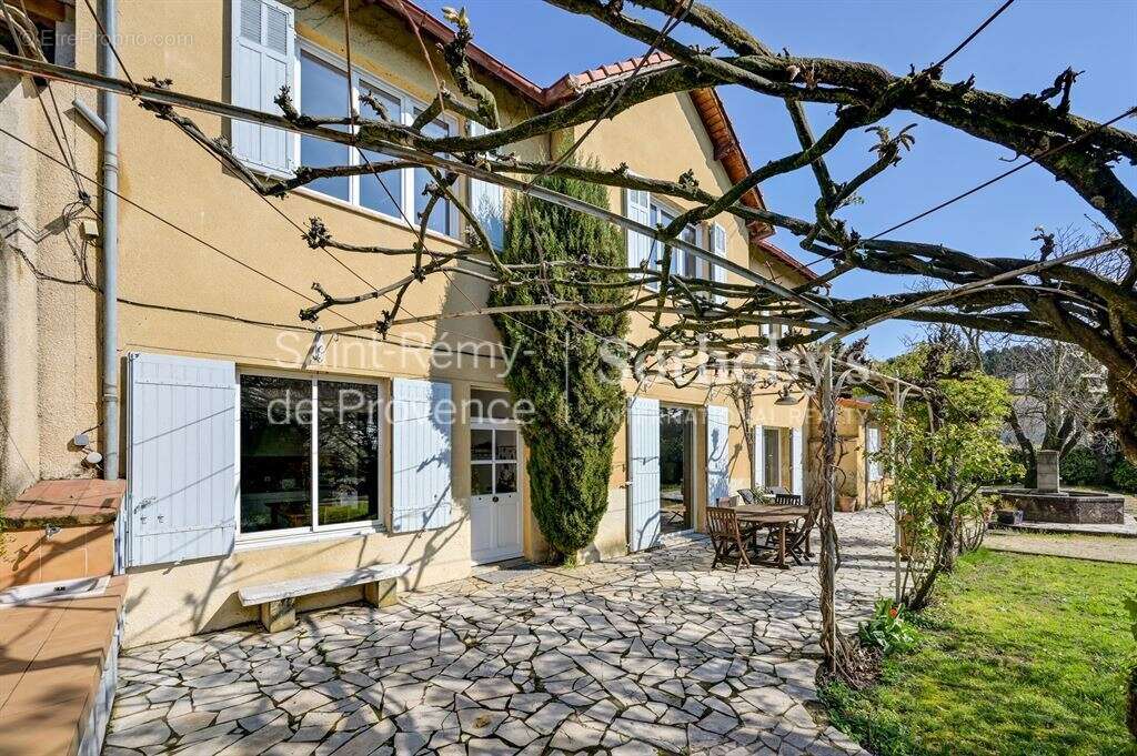 Maison à LES ANGLES