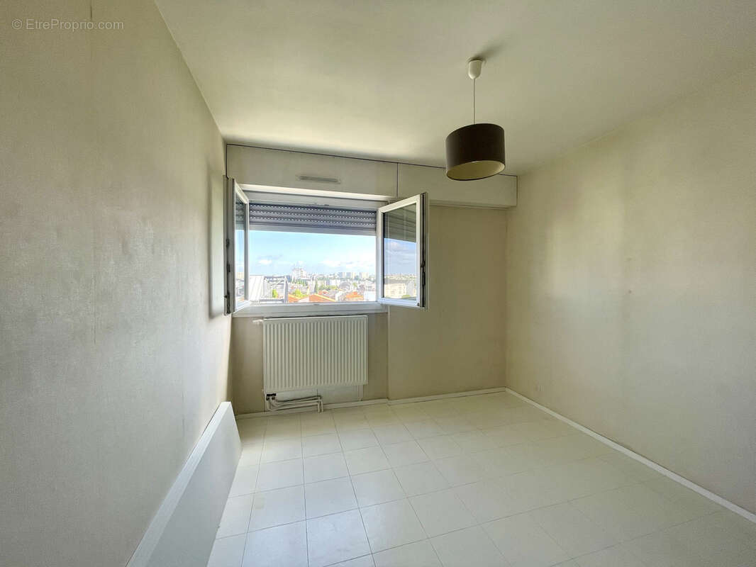 Appartement à REZE