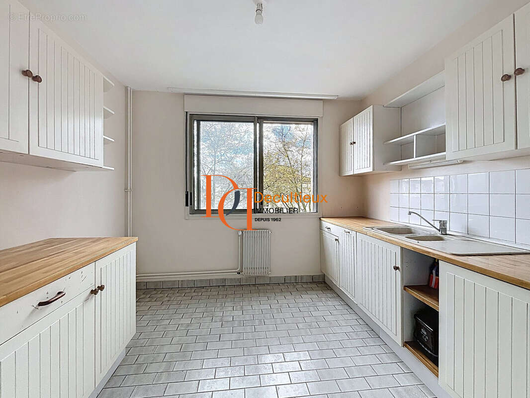 Appartement à VILLEURBANNE