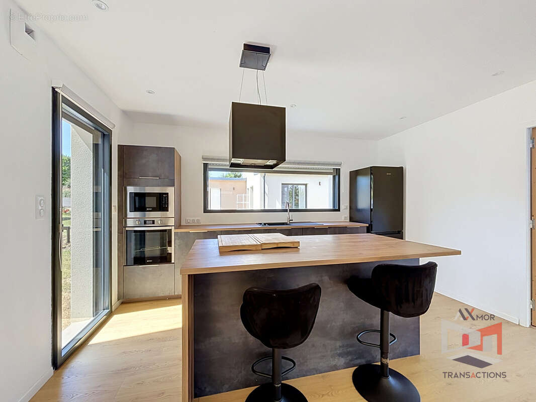 PLEUMEUR-BODOU : Maison contemporaine avec vue dégagée - au calme - photo 4