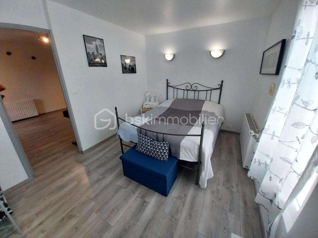 Grande maison avec dépendances + maison à rénover - photo 9