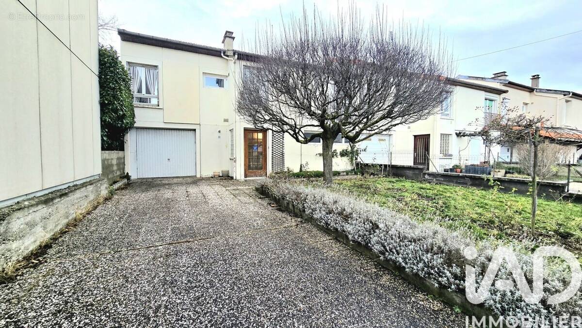 Photo 1 - Maison à LE CENDRE