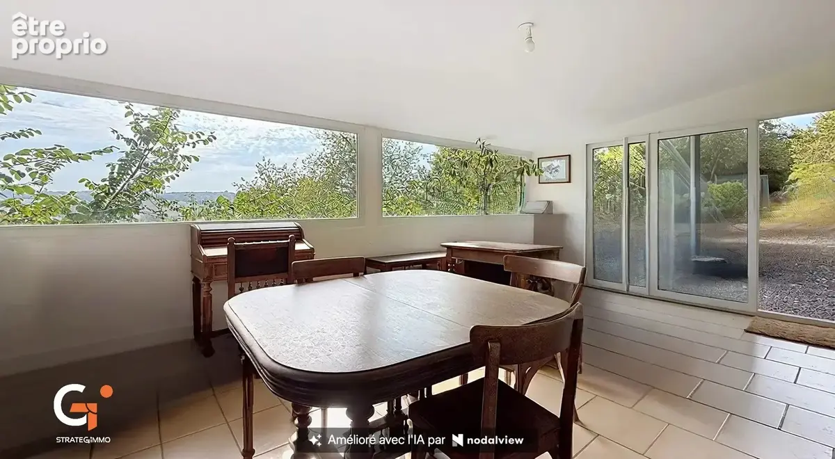 Maison avec vue et terrain constructible de 1800 m2 - photo 4