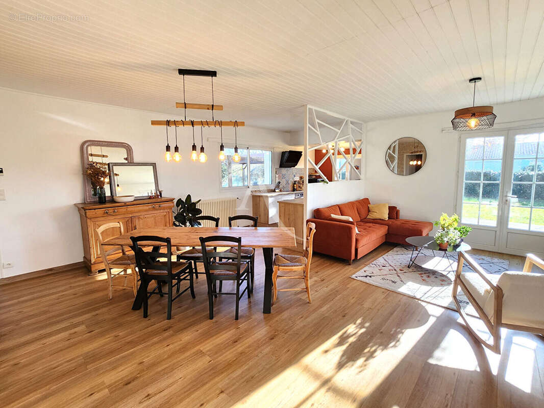 Maison à LA CHAPELLE-ACHARD