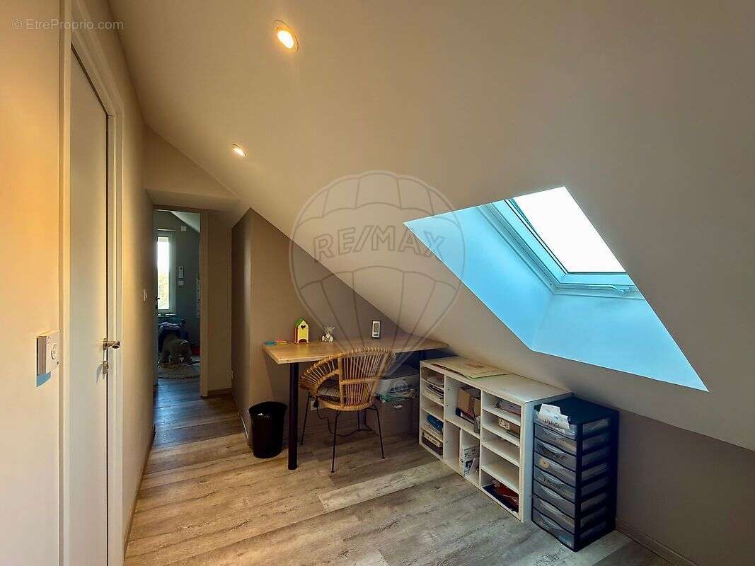 Maison à LUCENAY-LES-AIX
