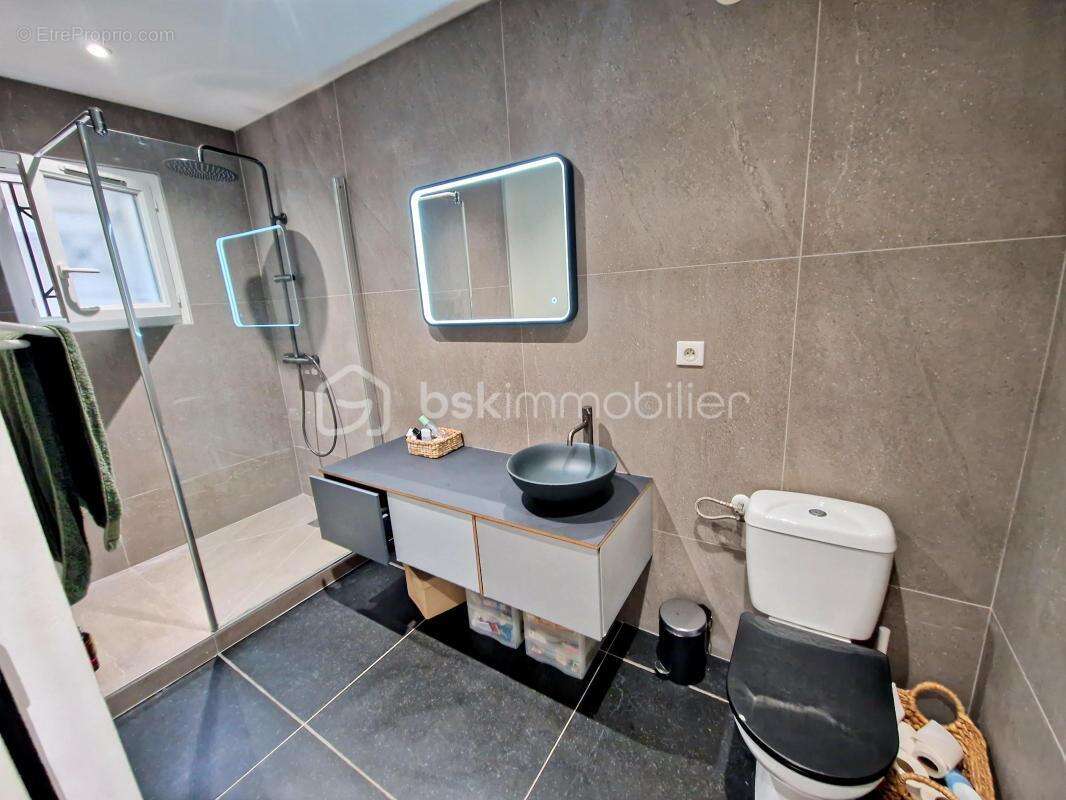 Villa 5 chambres de 147m² au Pont de Suve dans résidence calme et sécurisée - photo 3