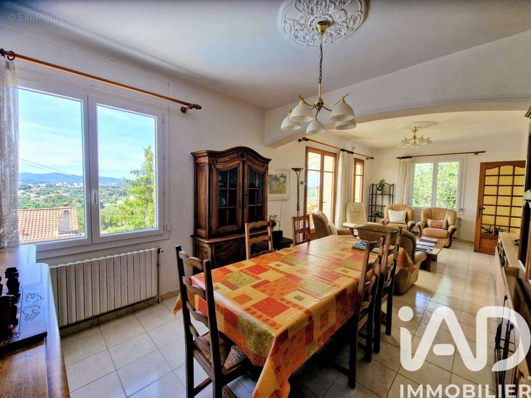 Photo 6 - Maison à OLLIOULES