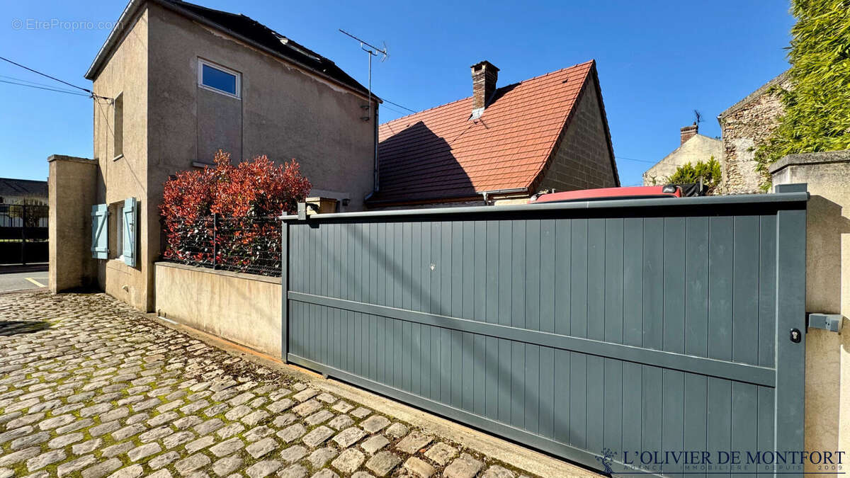 Maison à GARANCIERES