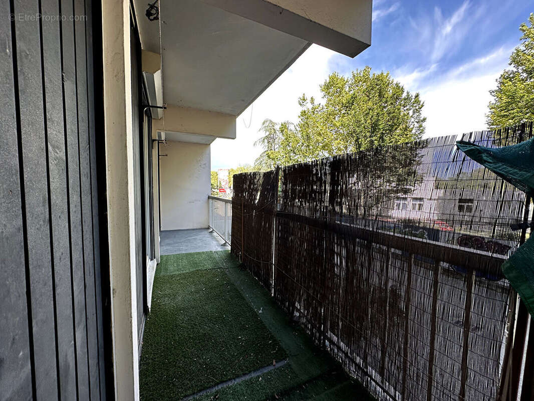 Appartement à VAULX-EN-VELIN