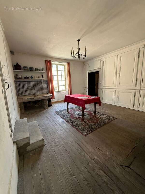 Magnifique manoir original dans un grand village avec toutes les commodités, situé au bord de la Saône - photo 19