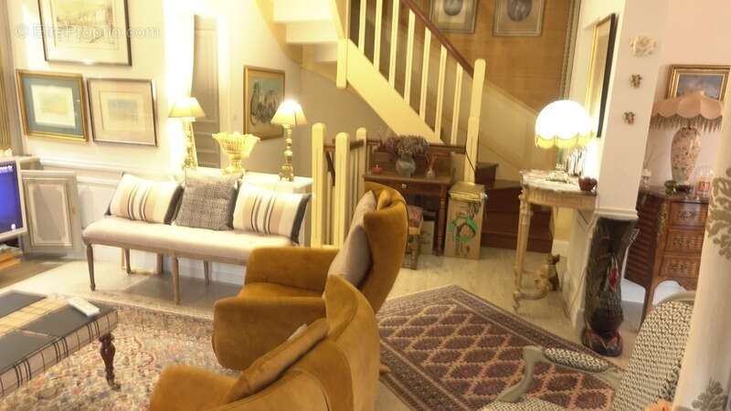 Maison à LILLEBONNE