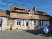 Maison à HECOURT
