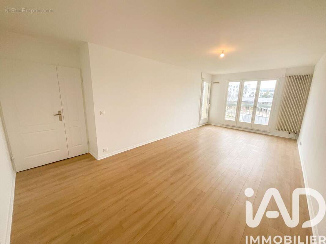 Photo 2 - Appartement à POISSY