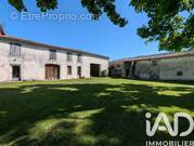 Photo 1 - Maison à LOUZAC-SAINT-ANDRE