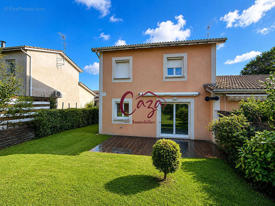 Maison à FARGUES-SAINT-HILAIRE