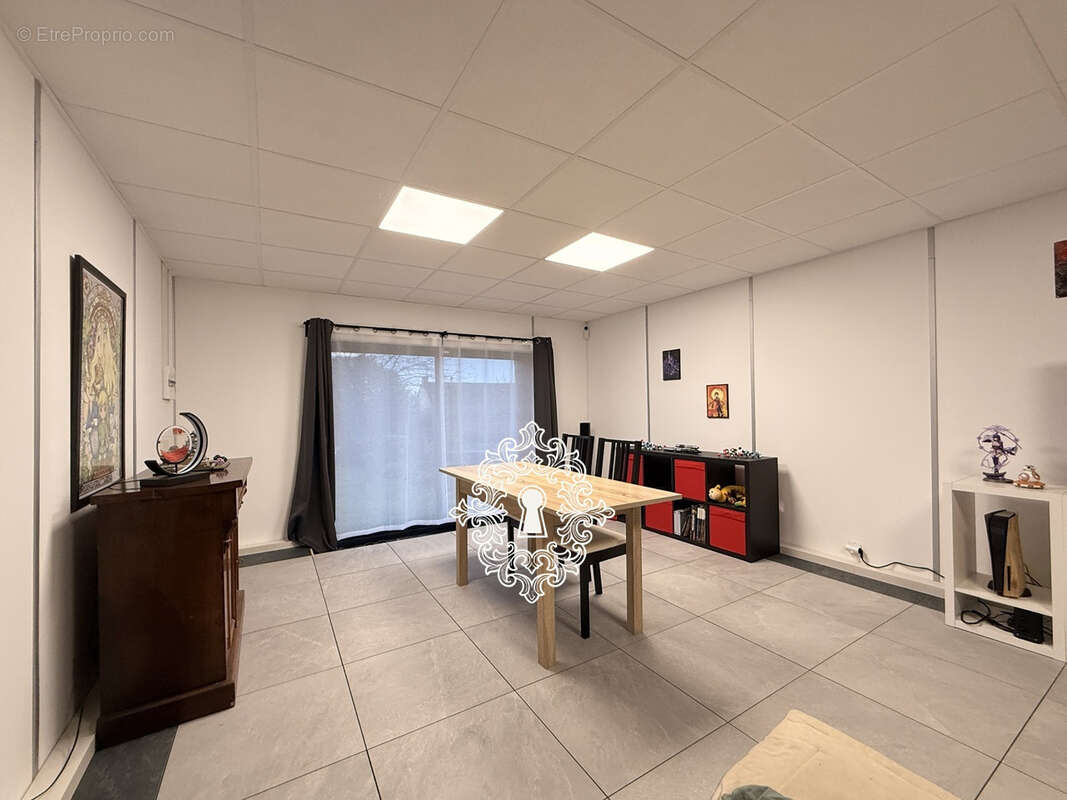 Maison à DONNEMARIE-DONTILLY