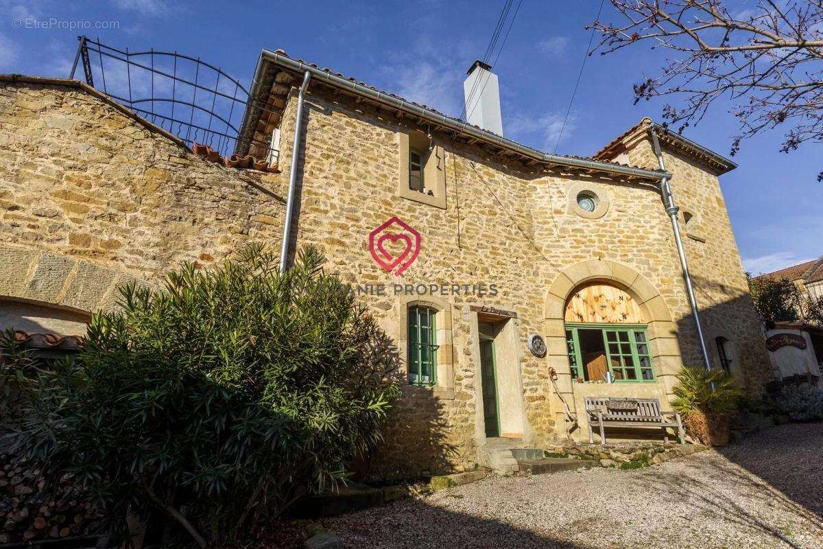 Appartement à LAGARDE