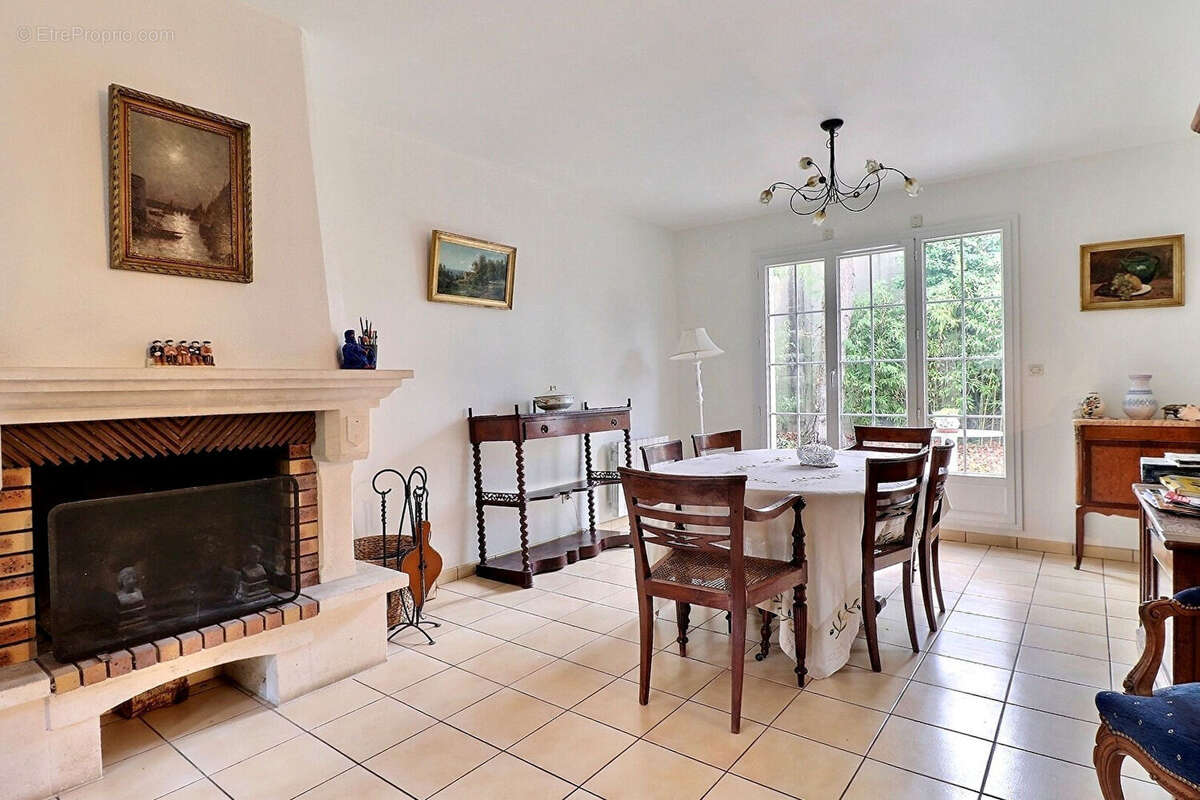 Maison à SAINT-GERMAIN-EN-LAYE