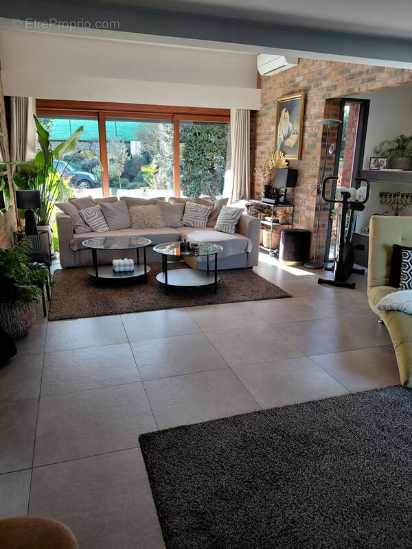 Maison à RIS-ORANGIS