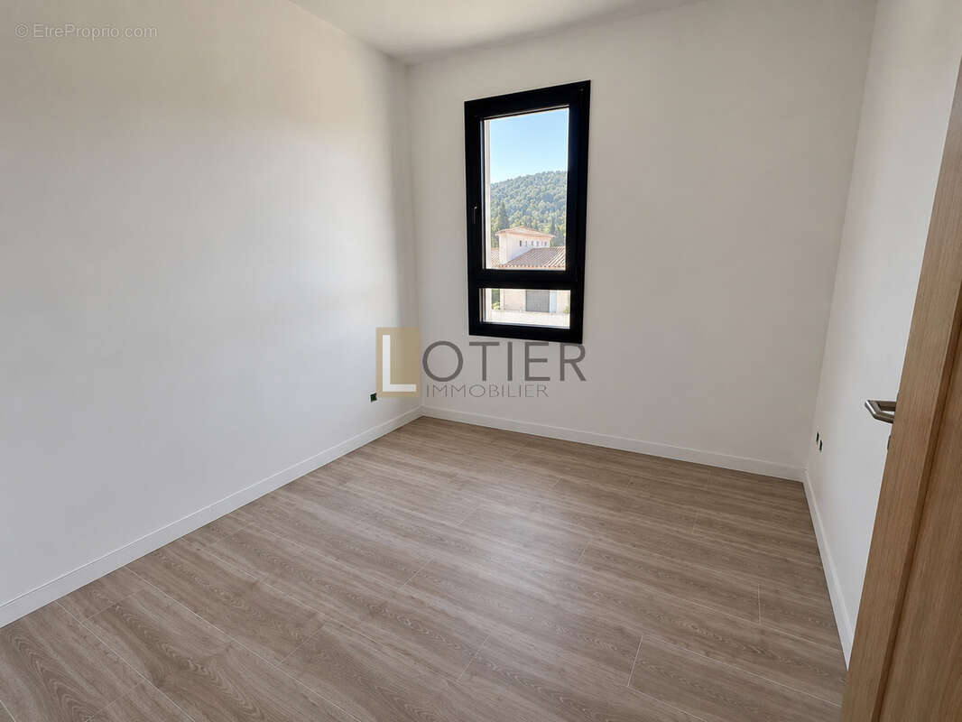 Langlade   villa neuve - t4 de 90m2 - 3 chambres - garage - frais de notaire reduits - photo 4
