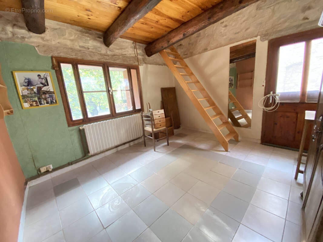 Maison à MEJANNES-LES-ALES