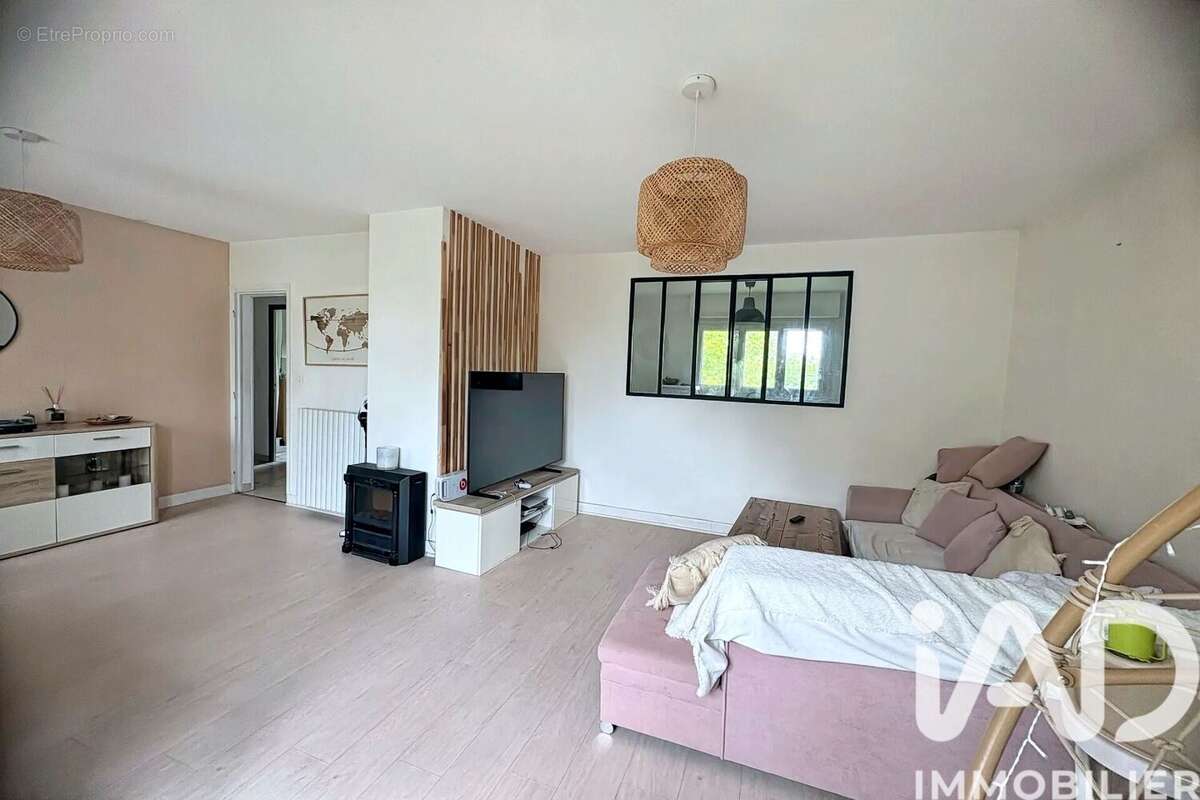 Photo 2 - Maison à JOIGNY
