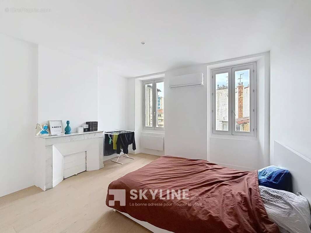 Appartement à MARSEILLE-6E