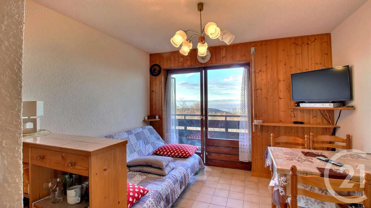 Appartement à THOLLON-LES-MEMISES