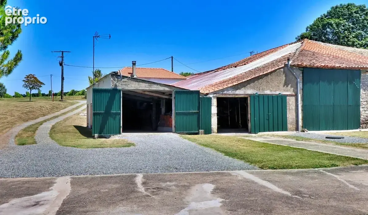 Maison de caractère, avec 312 m2 de dépendances et vue dégagée sur la campagne – À 15 min des plages - photo 21