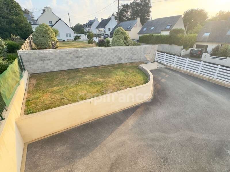 Maison de ville, quartier calme, proximité bourg, stationnements, rénovation - photo 9