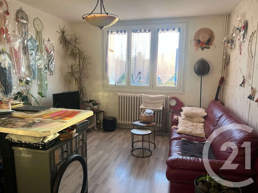 Appartement à ARPAJON-SUR-CERE