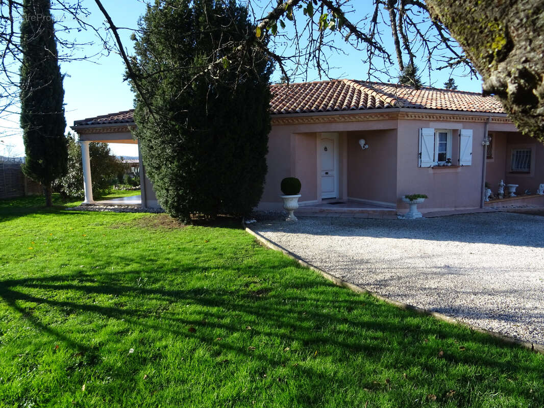 Maison à LESCURE-D'ALBIGEOIS