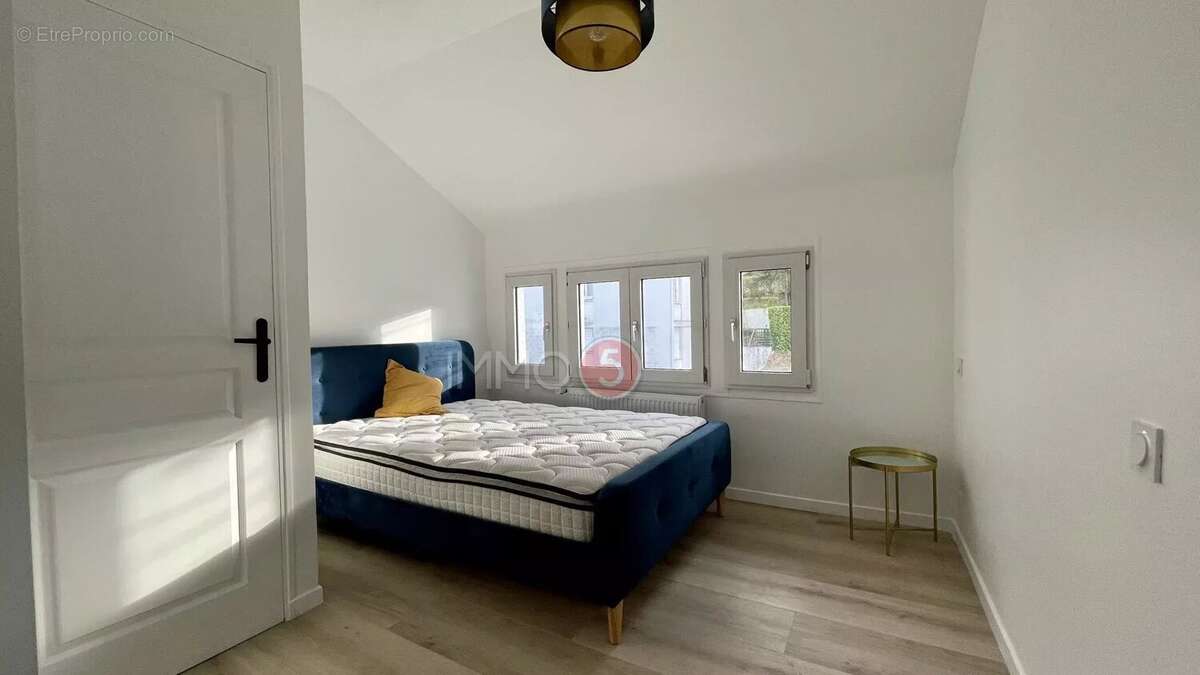 Maison 85 m² à Le Raincy  - photo 8