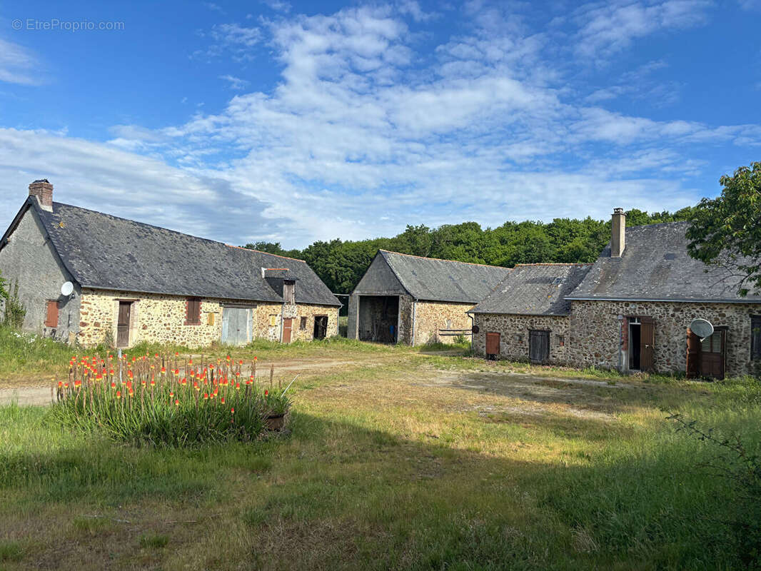 Maison à VILLIERS-CHARLEMAGNE