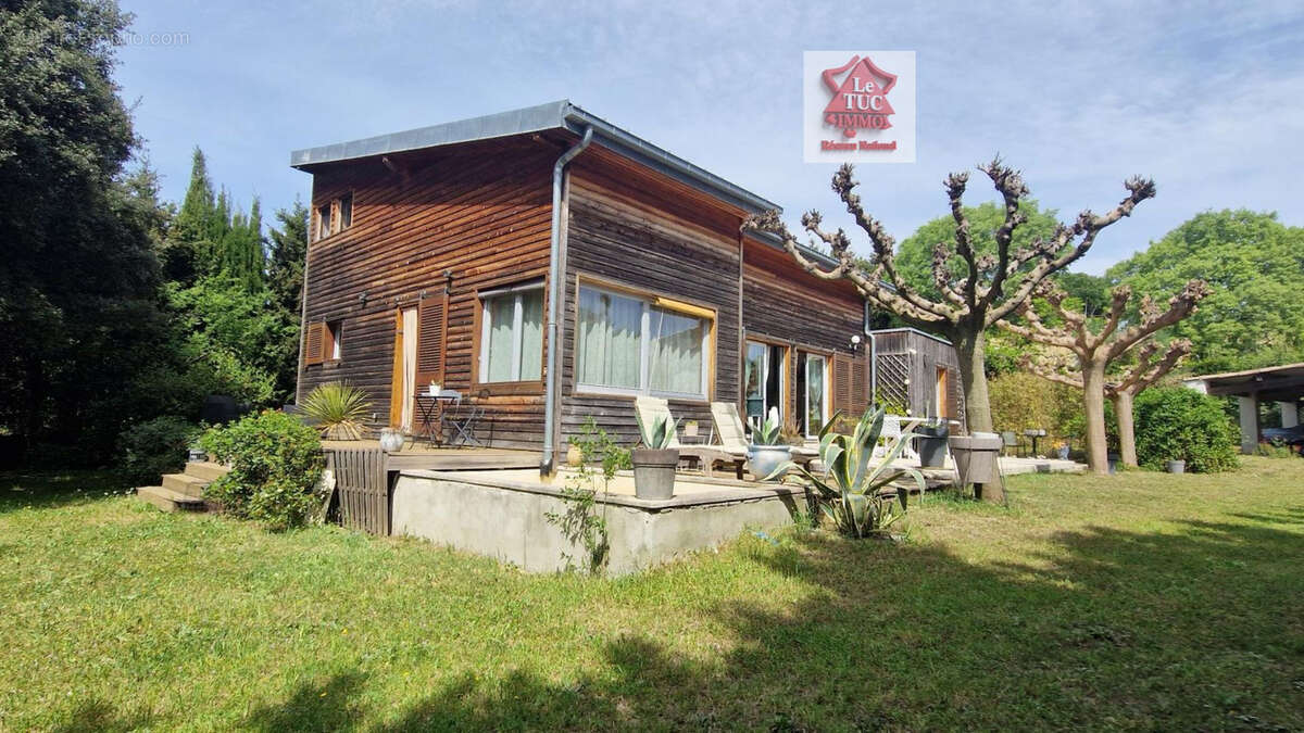 Maison à BOLLENE