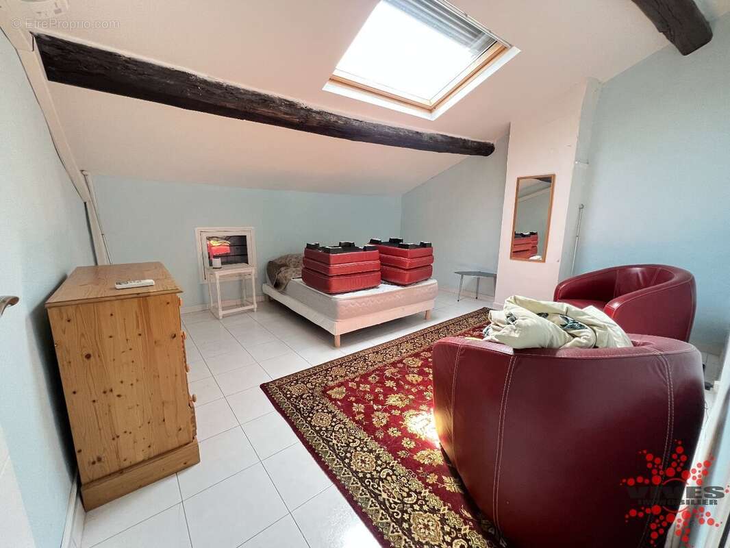 Maison à NISSAN-LEZ-ENSERUNE