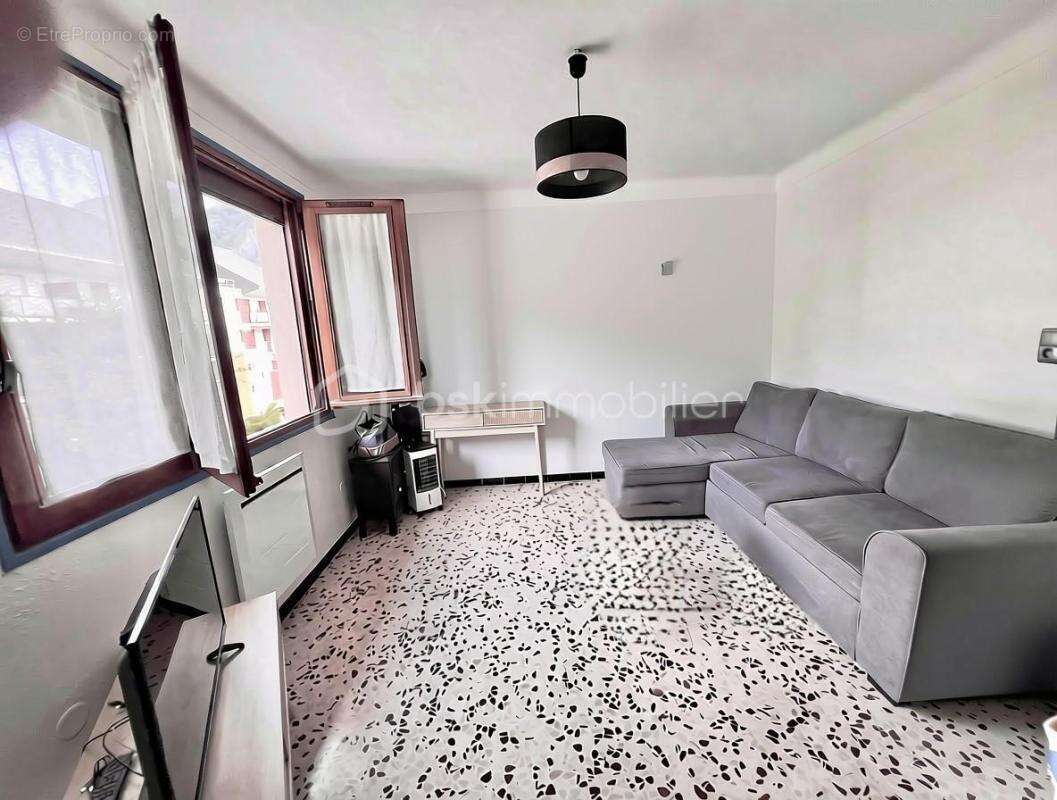 Appartement meublé traversant de 75 m² - photo 5