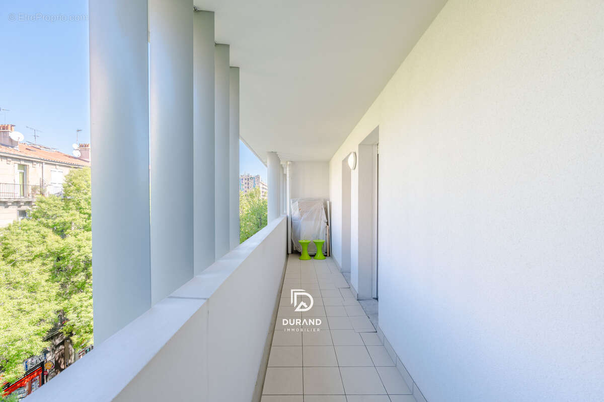 Appartement à MARSEILLE-3E