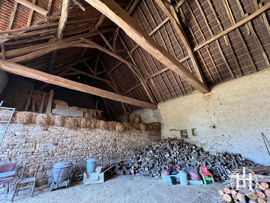 Maison à ORCENAIS