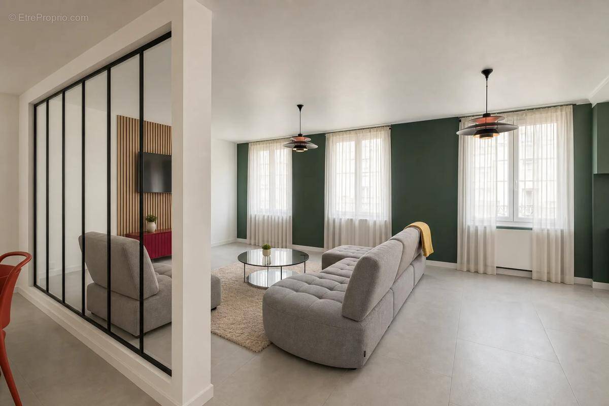 Appartement à SAINT-ETIENNE