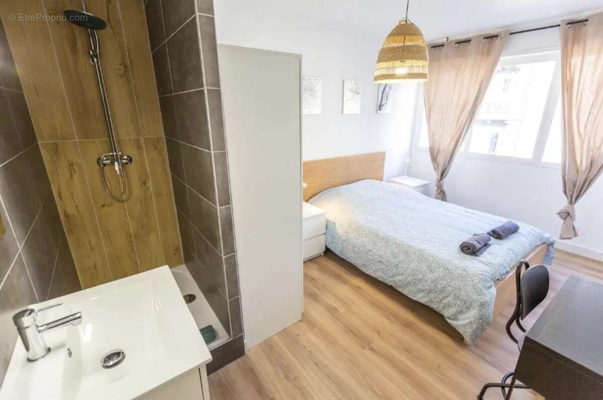 Appartement à MARSEILLE-3E