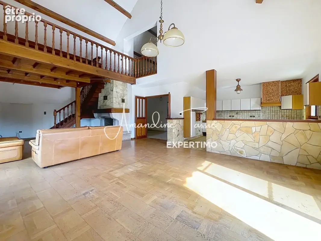 Maison familiale de 162,8 m2 habitables à Saint-Jean-du-Bruel - photo 4