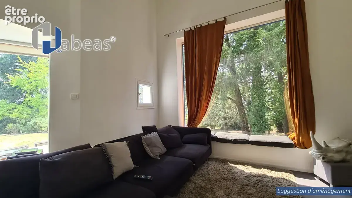 À 45 min de Lyon – Maison d’architecte unique de 330m², 6 chambres, avec piscine 10x5 au cœur de 5 800 m² de parc arboré - photo 17