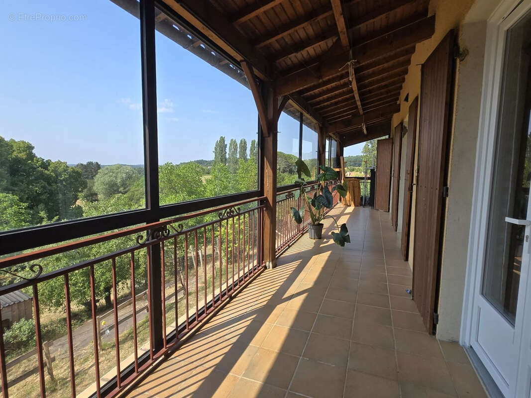 Maison rénovée avec tout le confort! - photo 7