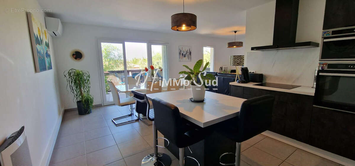 Appartement T4 de 79,80 m2 avec garage, parking et cellier - photo 2