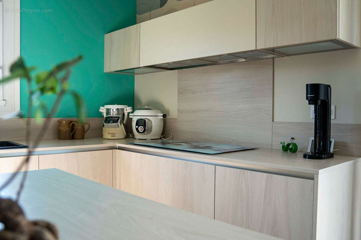 Maison à POUILLEY-LES-VIGNES