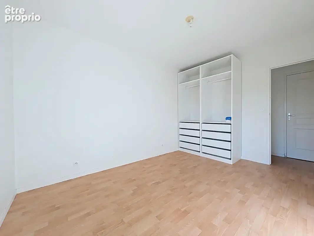 Appartement 3 pièces à vendre à Saint-Aubin-d'Aubigné - Balcon plein sud - photo 8