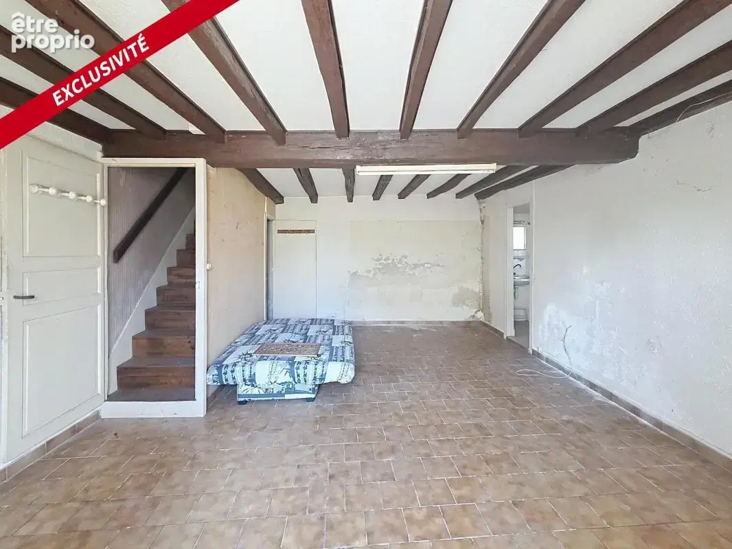 Saint-Jean-d’Angély – Maison à rénover 73 m², garage et terrain - photo 3